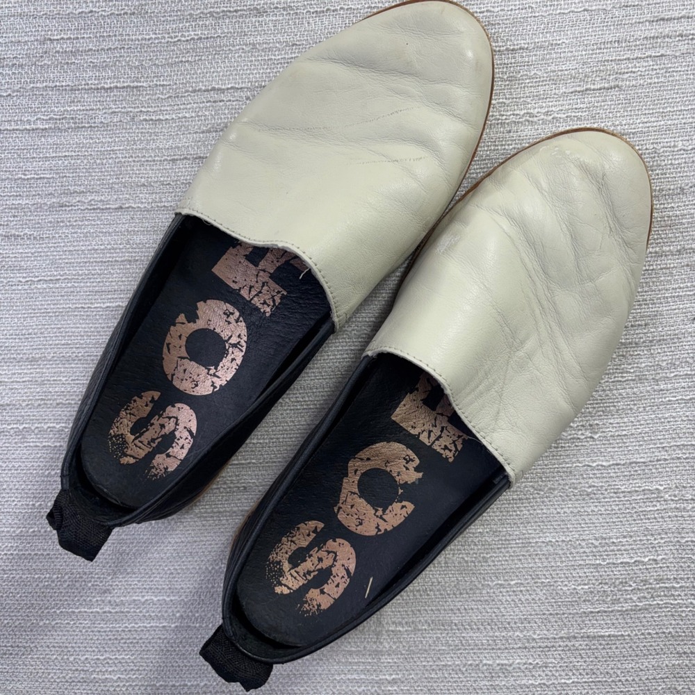 Sorel Ella Slip On‎ White Black Leather Flats Shoes Womens 7.5 NL3212-125